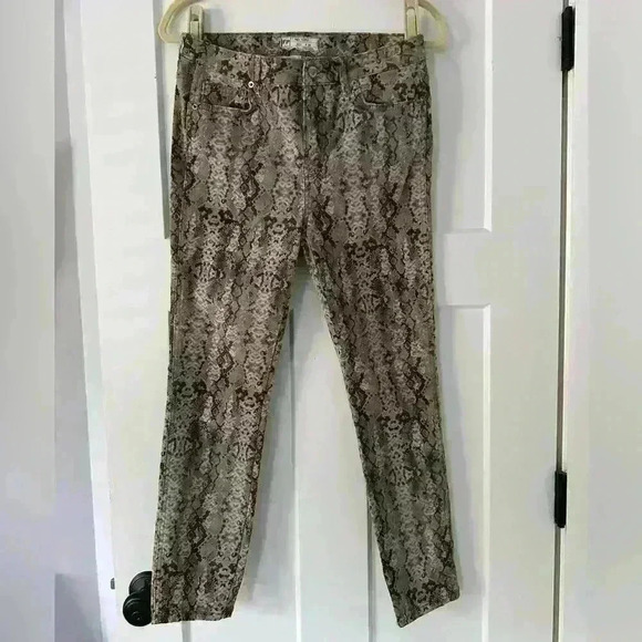 Free People Camo Skinny Pants Womens Size 28 Animal Snake Print Cropped - Picture 1 of 4